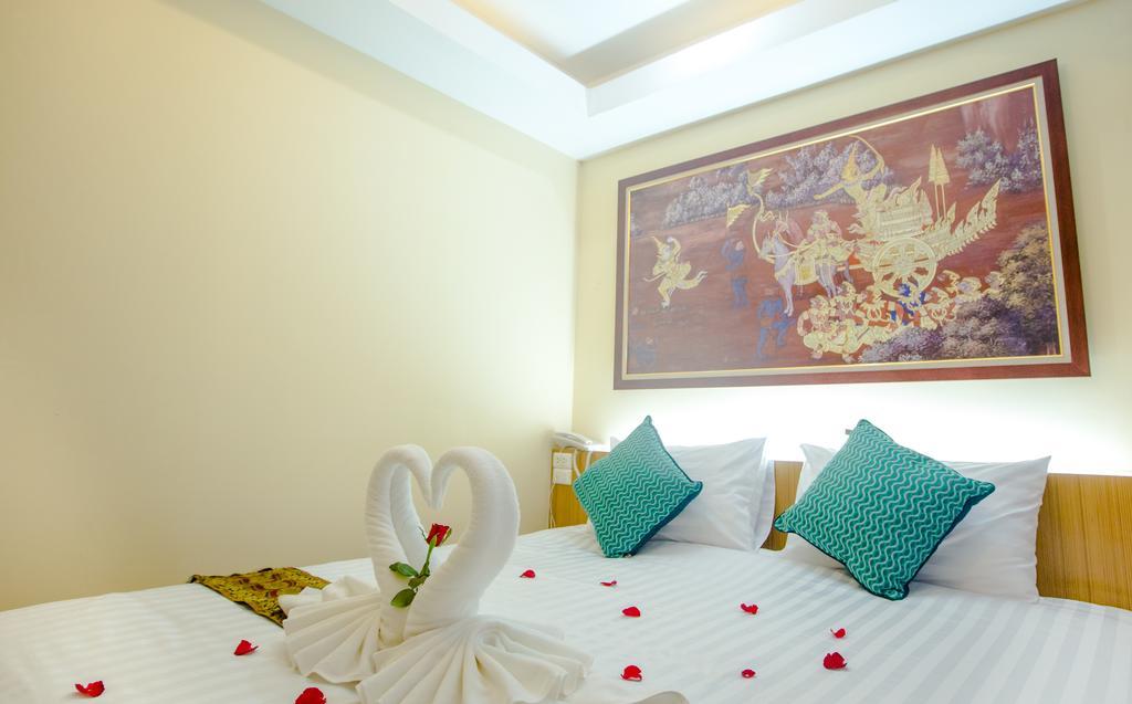 Patong Landmark Hotel Exterior photo